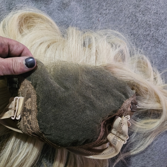 Raregen Over 22 Inch Human-Look Lace Front Wig - Natural Light Blonde - Picture 8 of 11